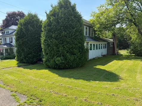 10 York Street Mars Hill ME 04758