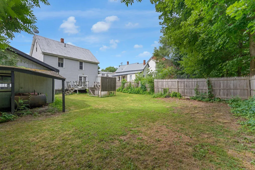 8 Vigue Street Waterville ME 04901