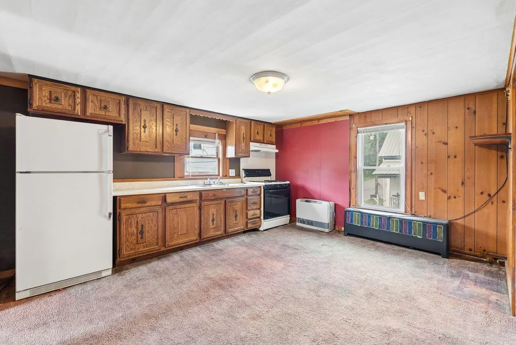 8 Vigue Street Waterville ME 04901