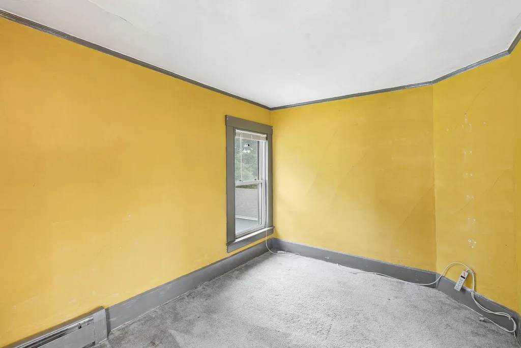 8 Vigue Street Waterville ME 04901