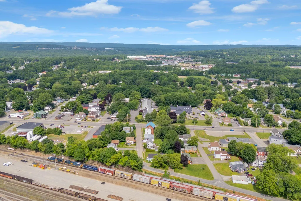 8 Vigue Street Waterville ME 04901