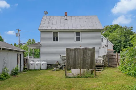 8 Vigue Street Waterville ME 04901