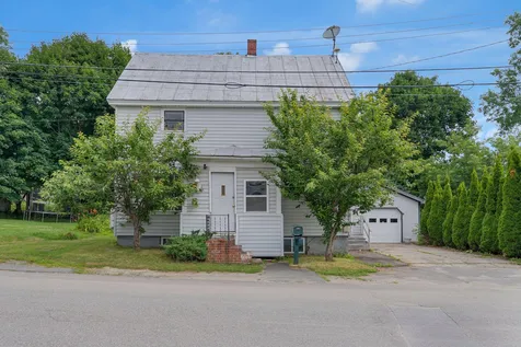 8 Vigue Street Waterville ME 04901