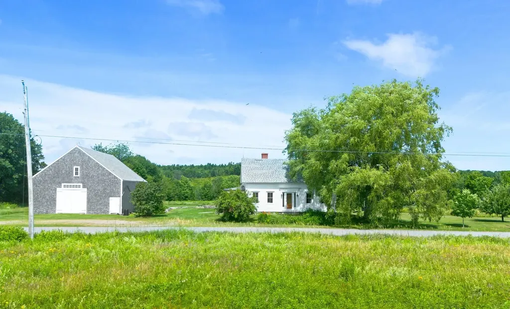 2140 Level Hill Road Palermo ME 04354