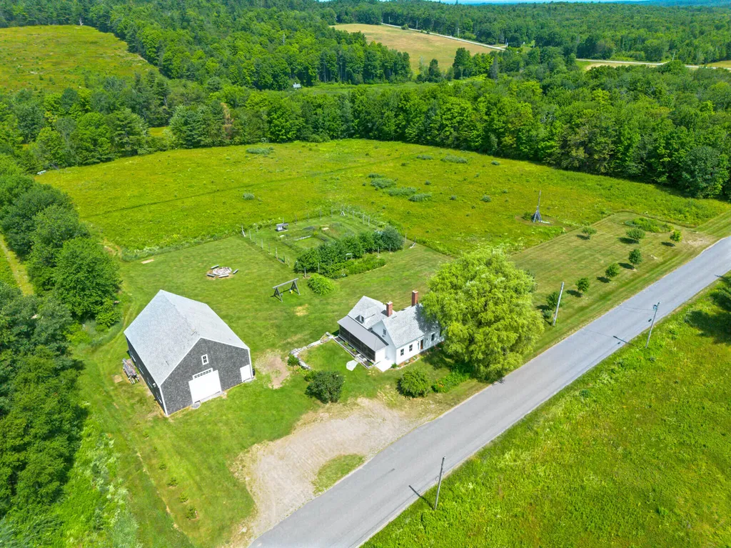 2140 Level Hill Road Palermo ME 04354