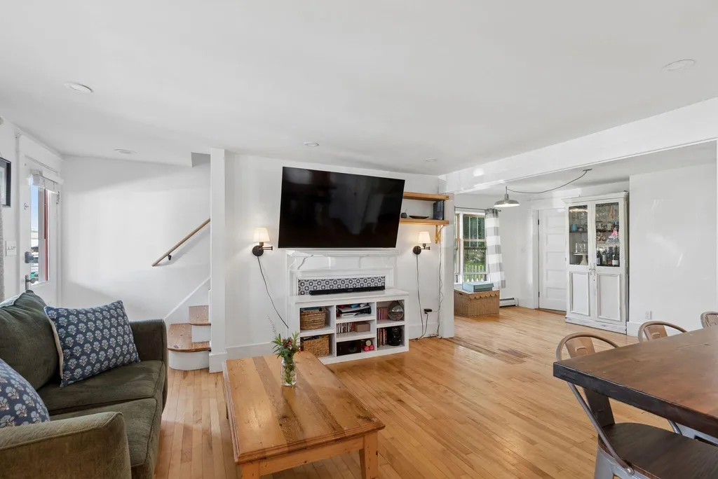 35 Ray Street Biddeford ME 04005