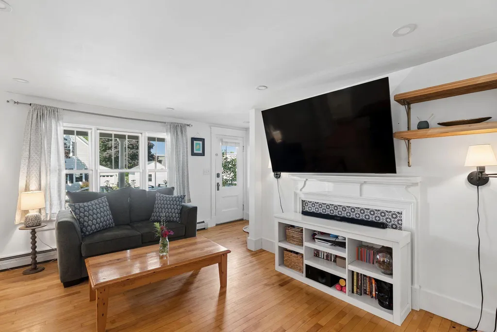 35 Ray Street Biddeford ME 04005