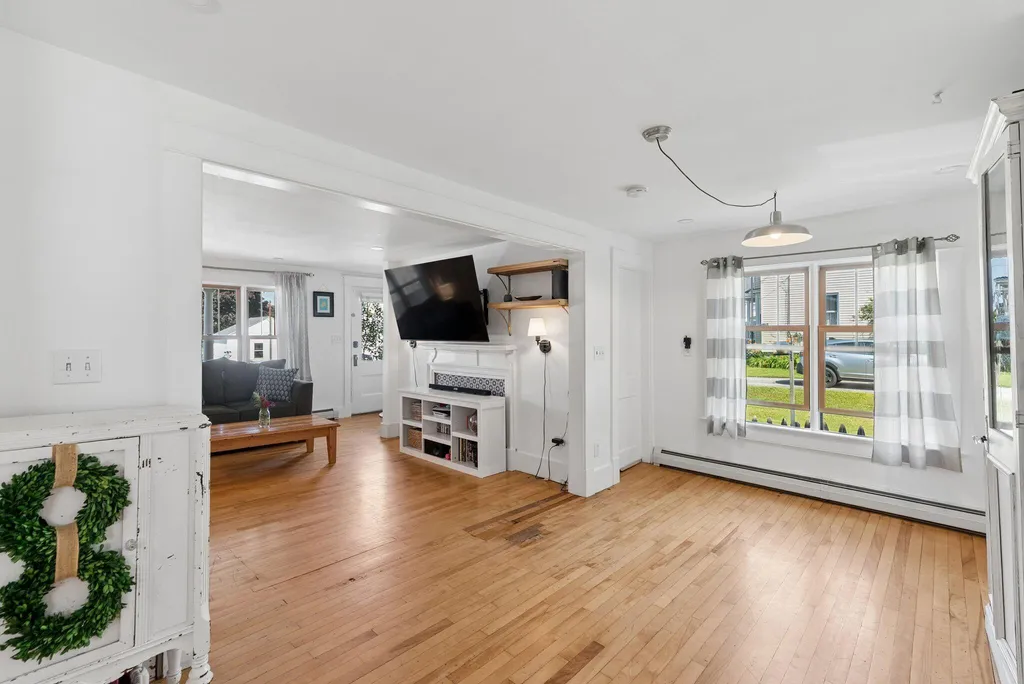 35 Ray Street Biddeford ME 04005