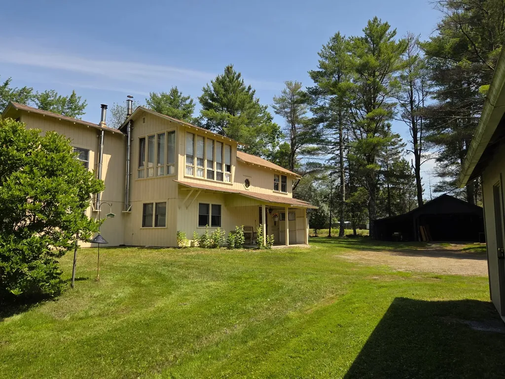 1462 Waterville Waldo ME 04915