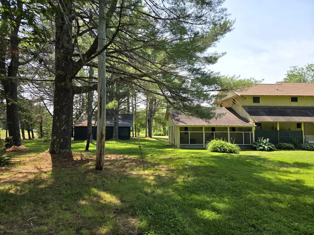 1462 Waterville Waldo ME 04915