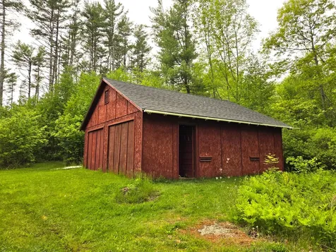 1462 Waterville Waldo ME 04915