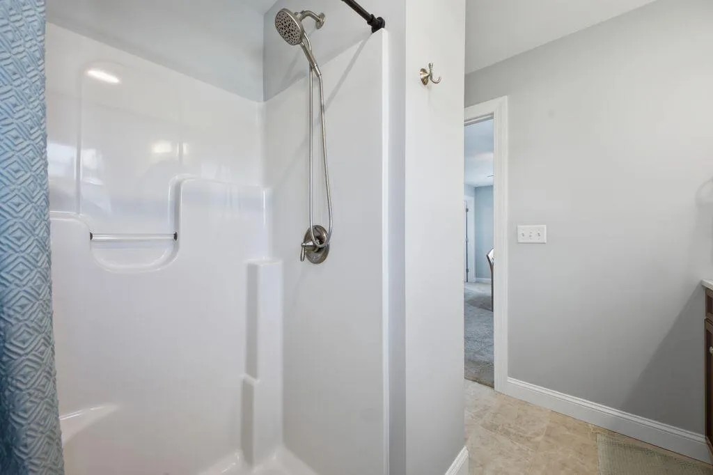 16 Cumberland Lane Gorham ME 04038
