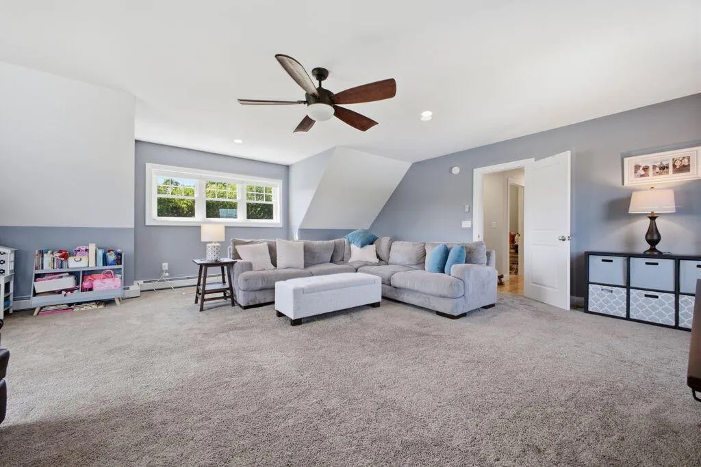 16 Cumberland Lane Gorham ME 04038