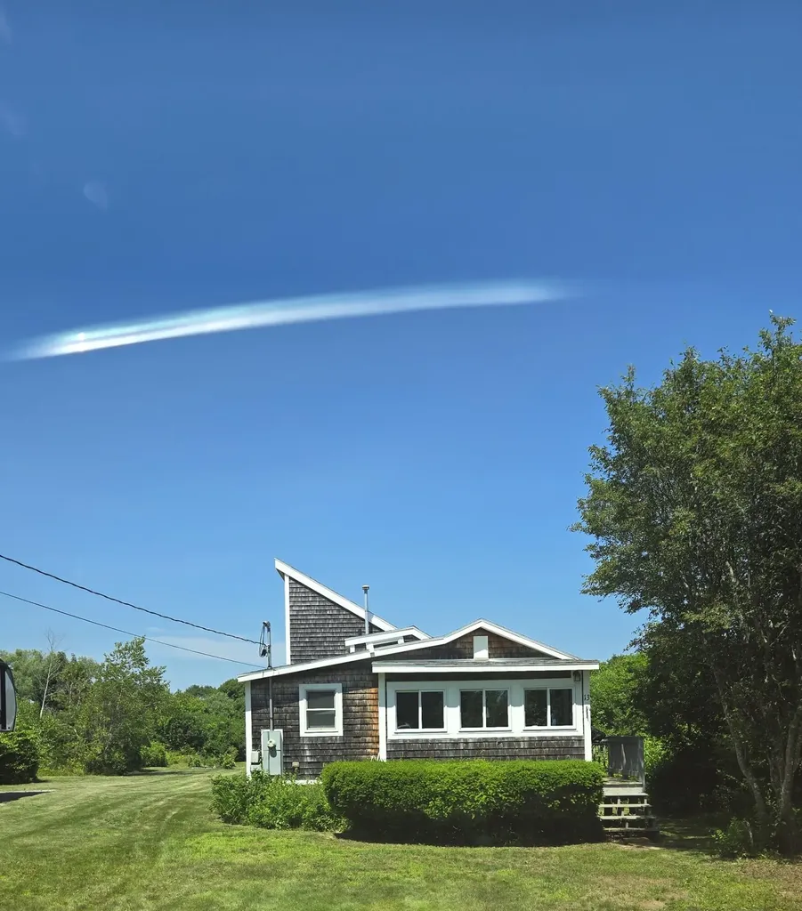 13 Oceanside Road Harpswell ME 04003