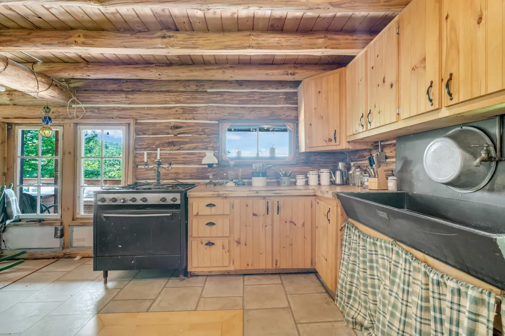 2901 Long Falls Dam Road Highland Plt ME 04961