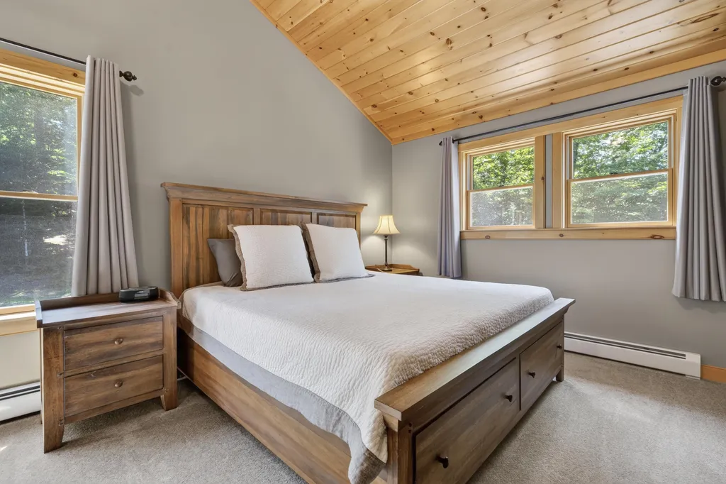 4 Oak Ridge Road Bethel ME 04217