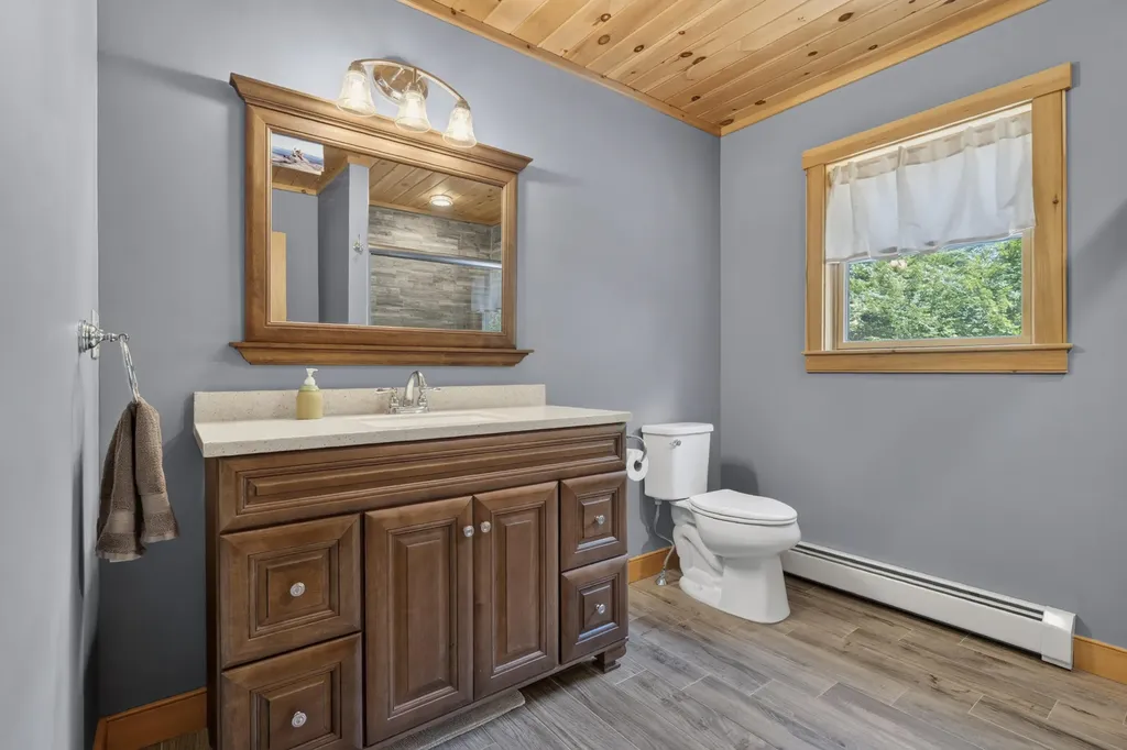 4 Oak Ridge Road Bethel ME 04217
