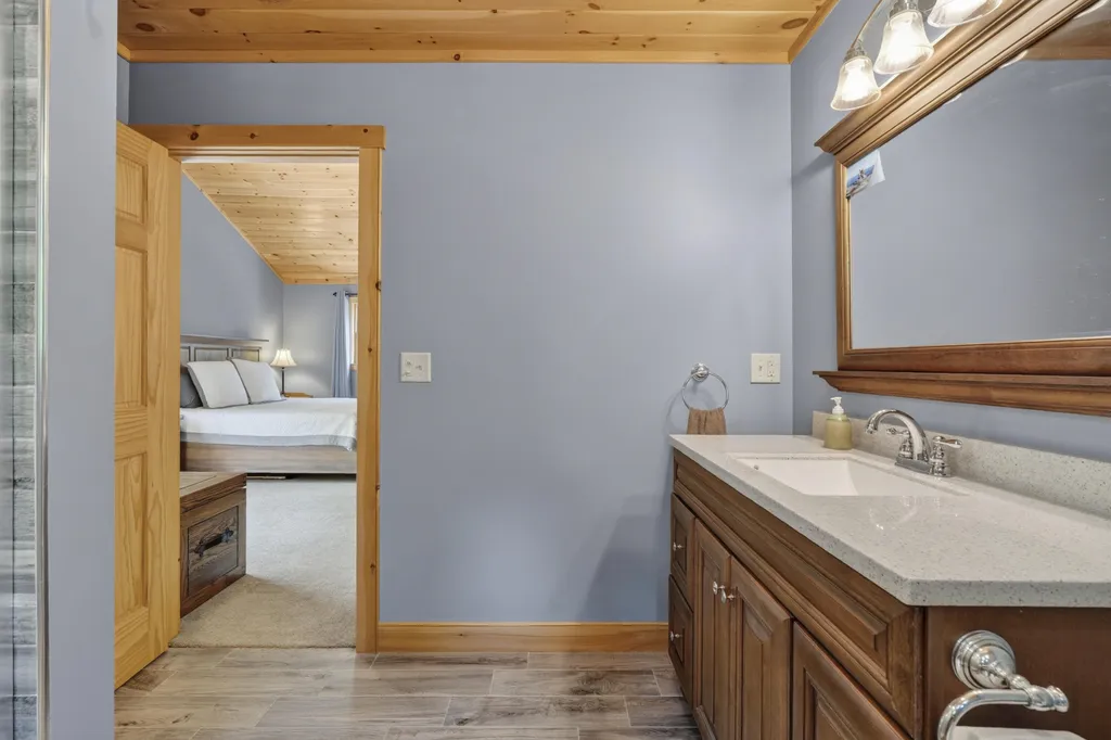4 Oak Ridge Road Bethel ME 04217