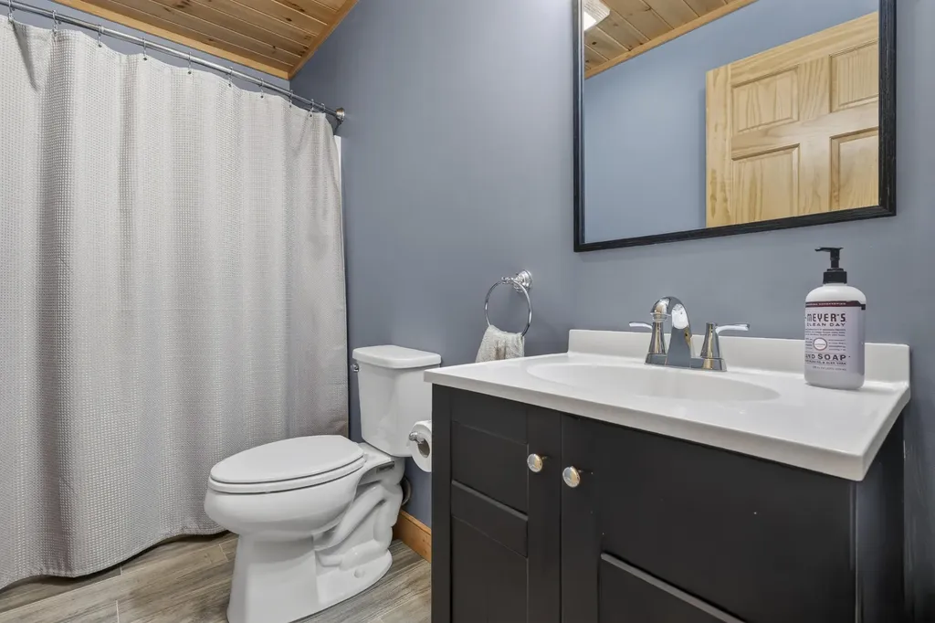 4 Oak Ridge Road Bethel ME 04217