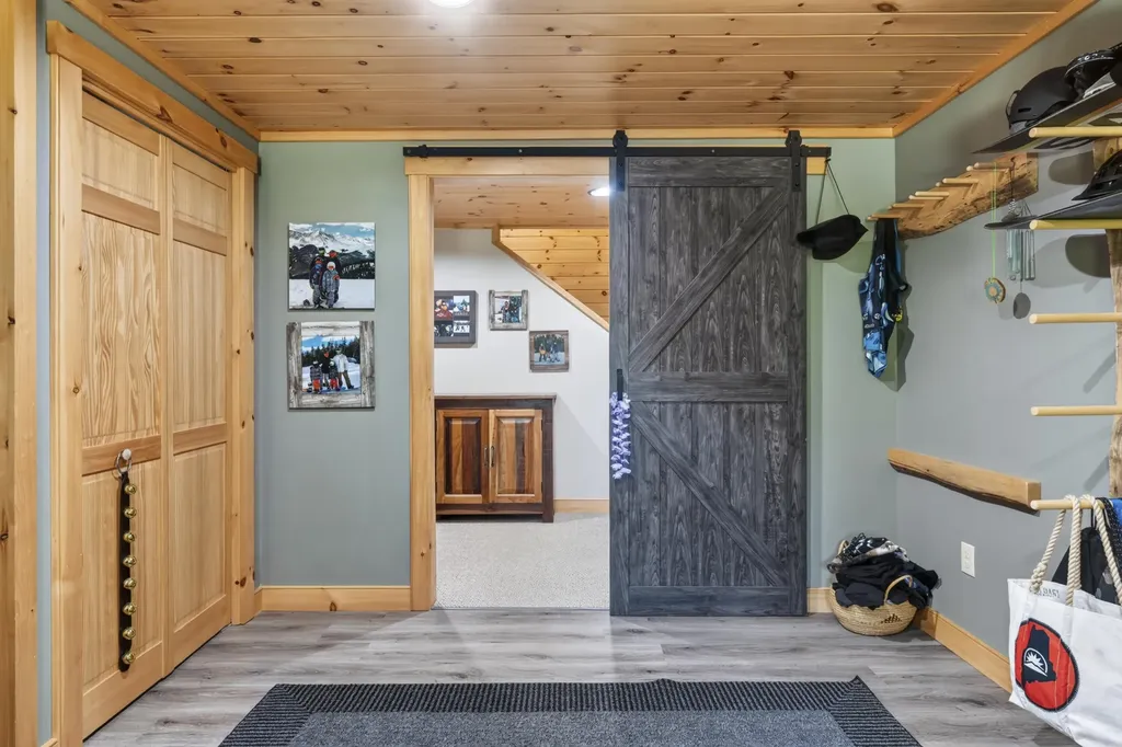 4 Oak Ridge Road Bethel ME 04217