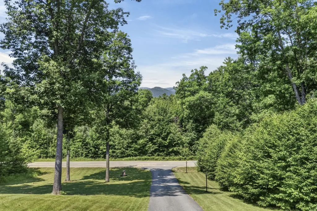 4 Oak Ridge Road Bethel ME 04217