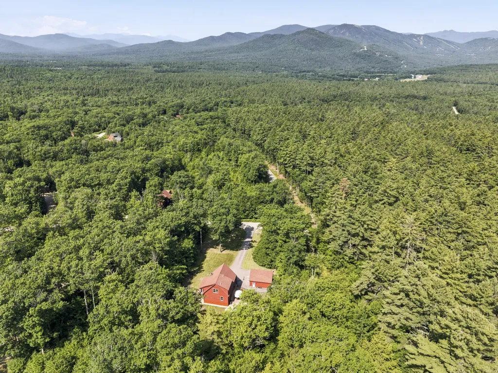 4 Oak Ridge Road Bethel ME 04217