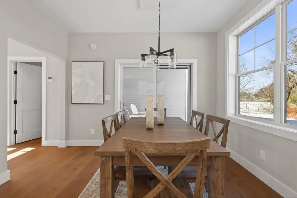 162 Owl's Nest Road Portland ME 04102
