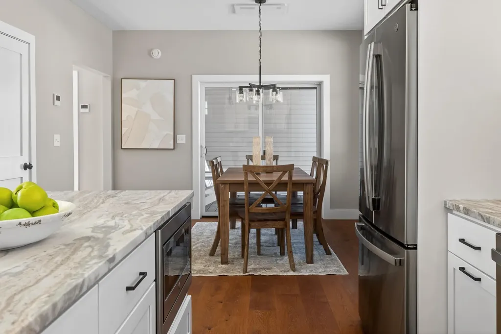 162 Owl's Nest Road Portland ME 04102