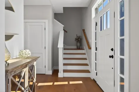 162 Owl's Nest Road Portland ME 04102