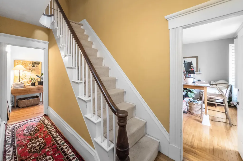 28 Pleasant Street Waldoboro ME 04572