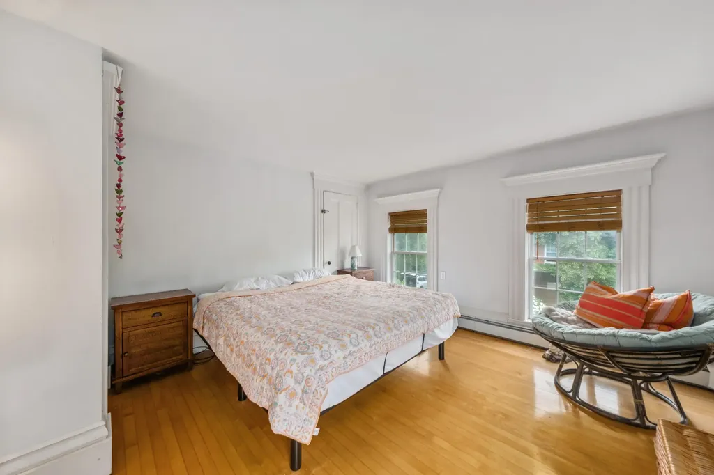 28 Pleasant Street Waldoboro ME 04572