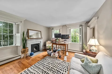 28 Pleasant Street Waldoboro ME 04572