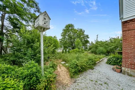 28 Pleasant Street Waldoboro ME 04572