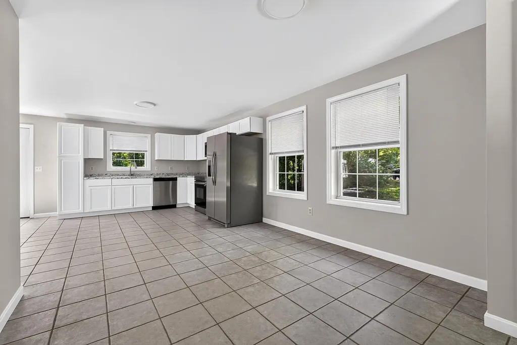 25 Matthews Avenue Vassalboro ME 04989