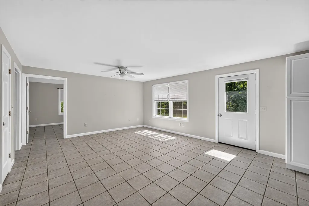 25 Matthews Avenue Vassalboro ME 04989