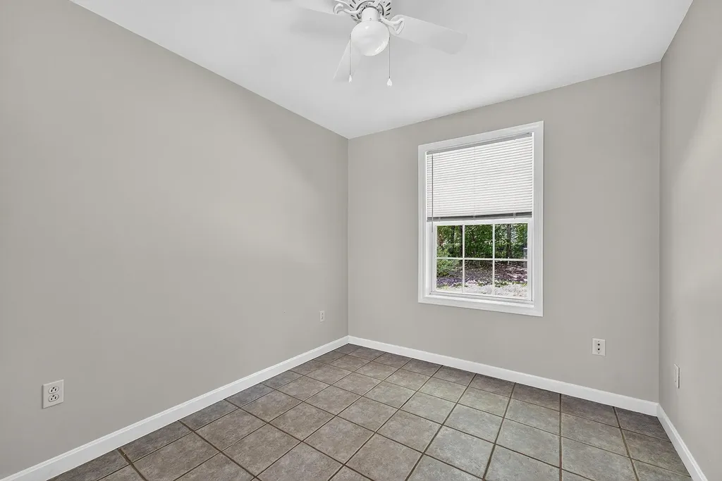 25 Matthews Avenue Vassalboro ME 04989