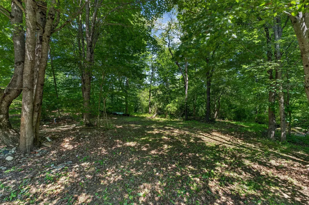 25 Matthews Avenue Vassalboro ME 04989