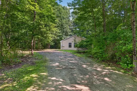25 Matthews Avenue Vassalboro ME 04989
