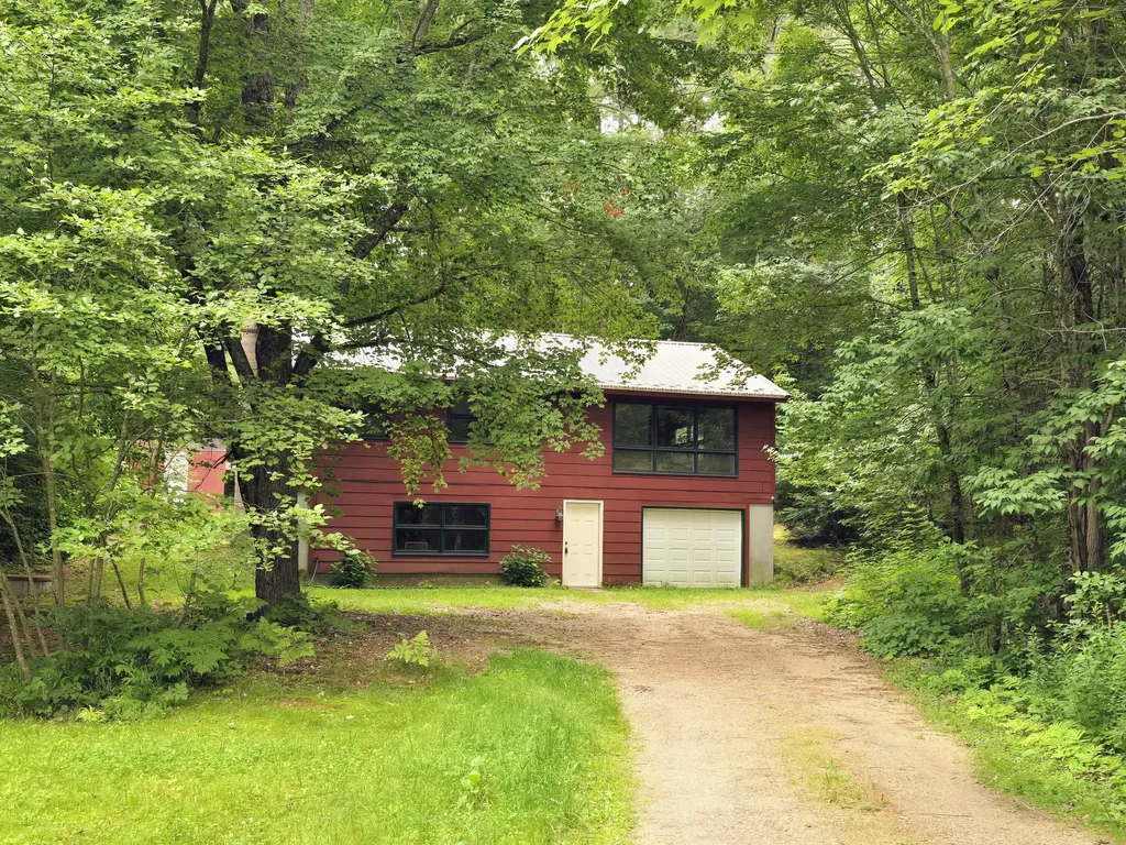 21 Pinhook Road Bridgton ME 04009