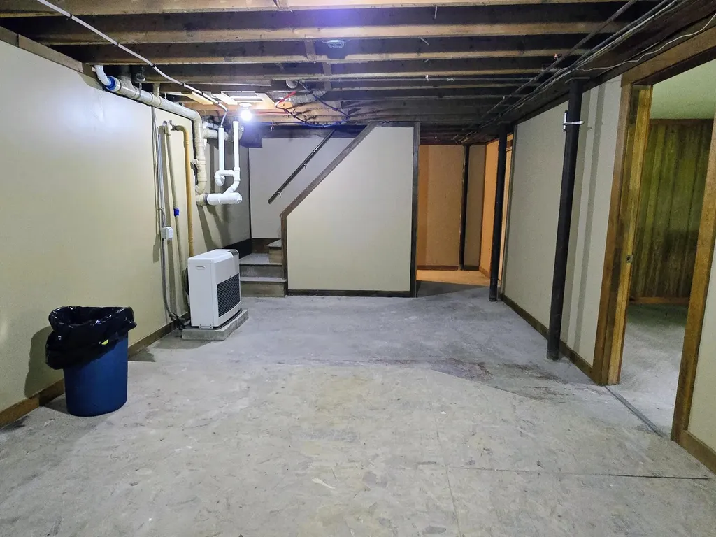 21 Pinhook Road Bridgton ME 04009