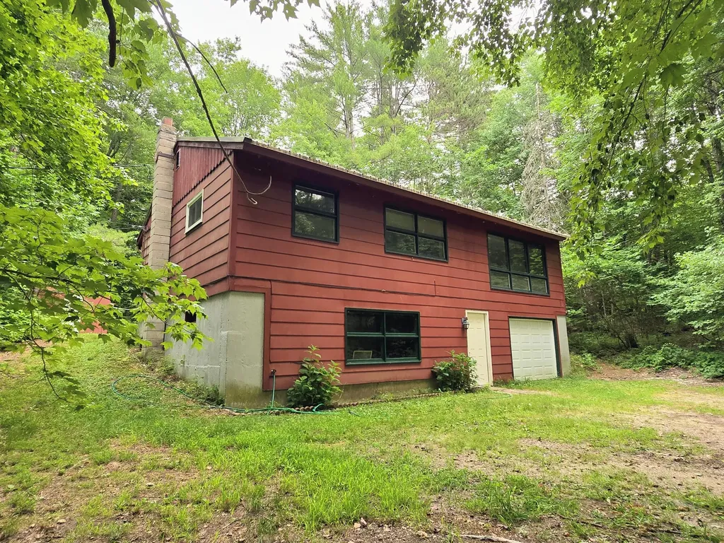 21 Pinhook Road Bridgton ME 04009