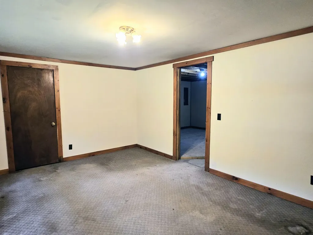 21 Pinhook Road Bridgton ME 04009