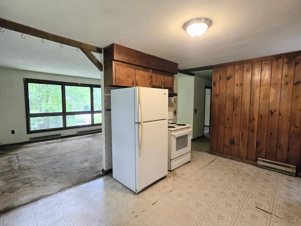 21 Pinhook Road Bridgton ME 04009