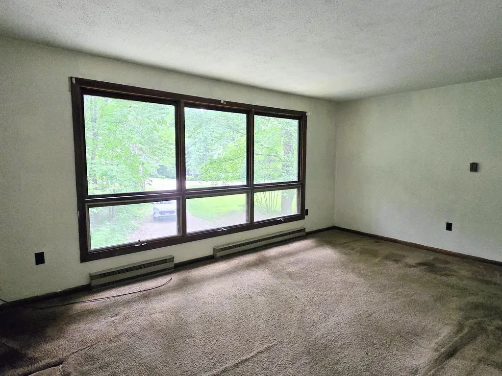 21 Pinhook Road Bridgton ME 04009