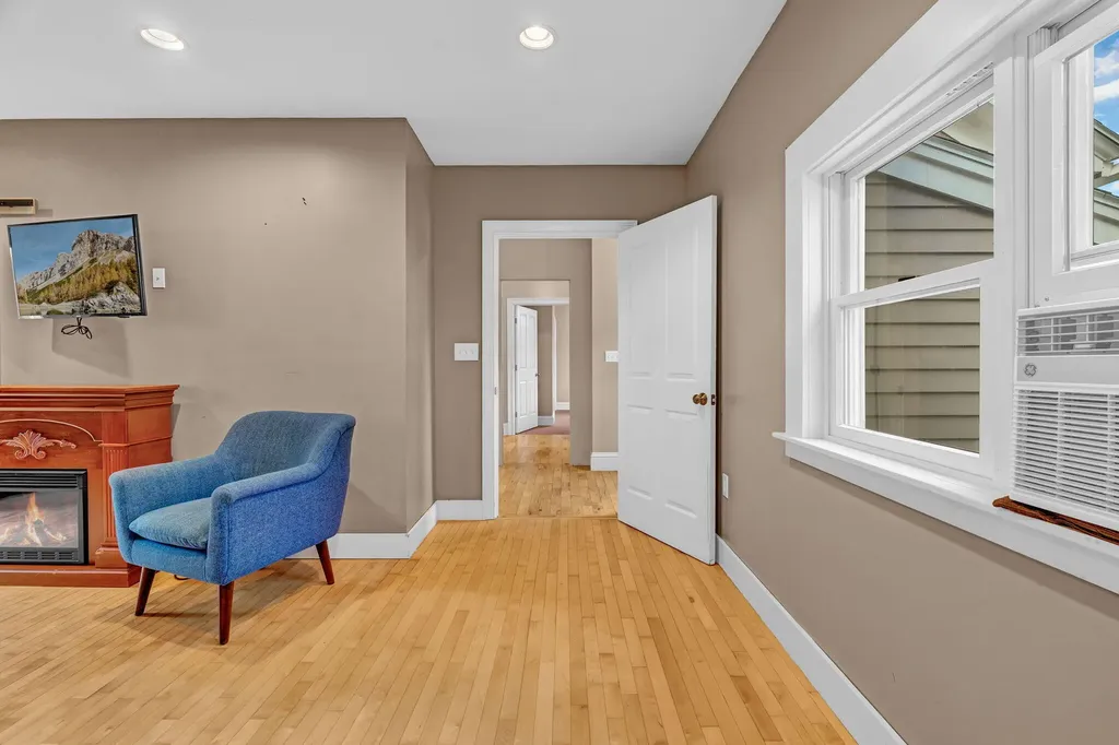 155 West Road Waterboro ME 04087
