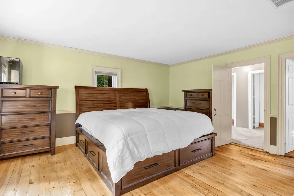 155 West Road Waterboro ME 04087