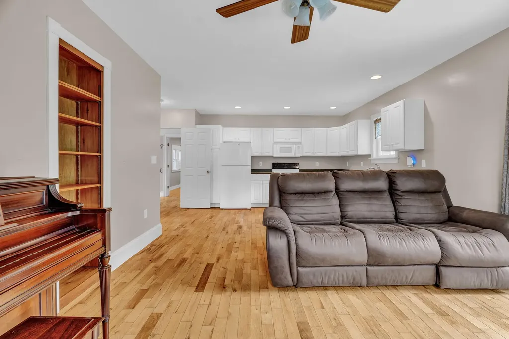 155 West Road Waterboro ME 04087