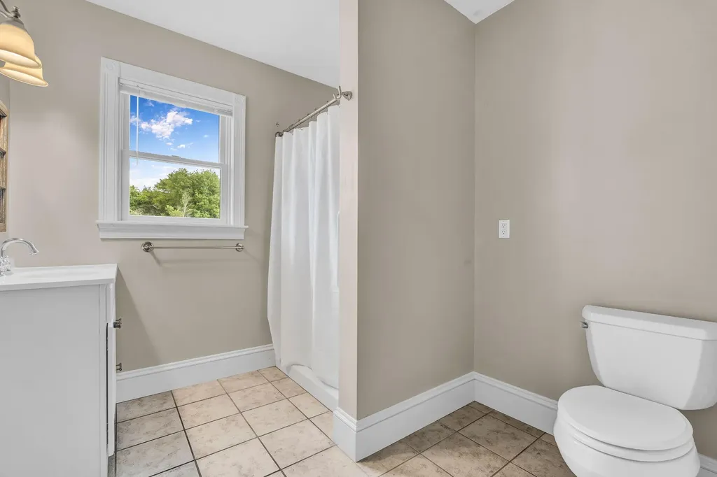 155 West Road Waterboro ME 04087