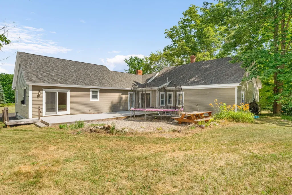 155 West Road Waterboro ME 04087