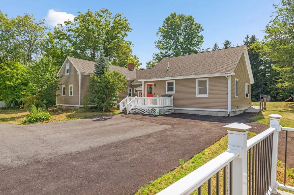 155 West Road Waterboro ME 04087